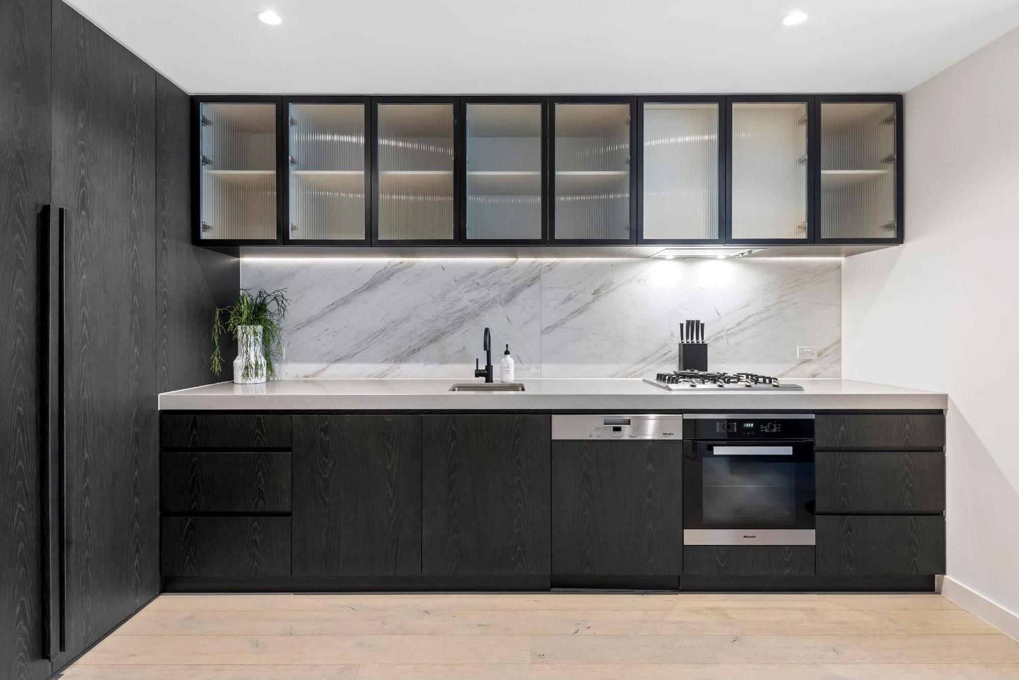 Luxuria - Collins House Apartment Melbourne