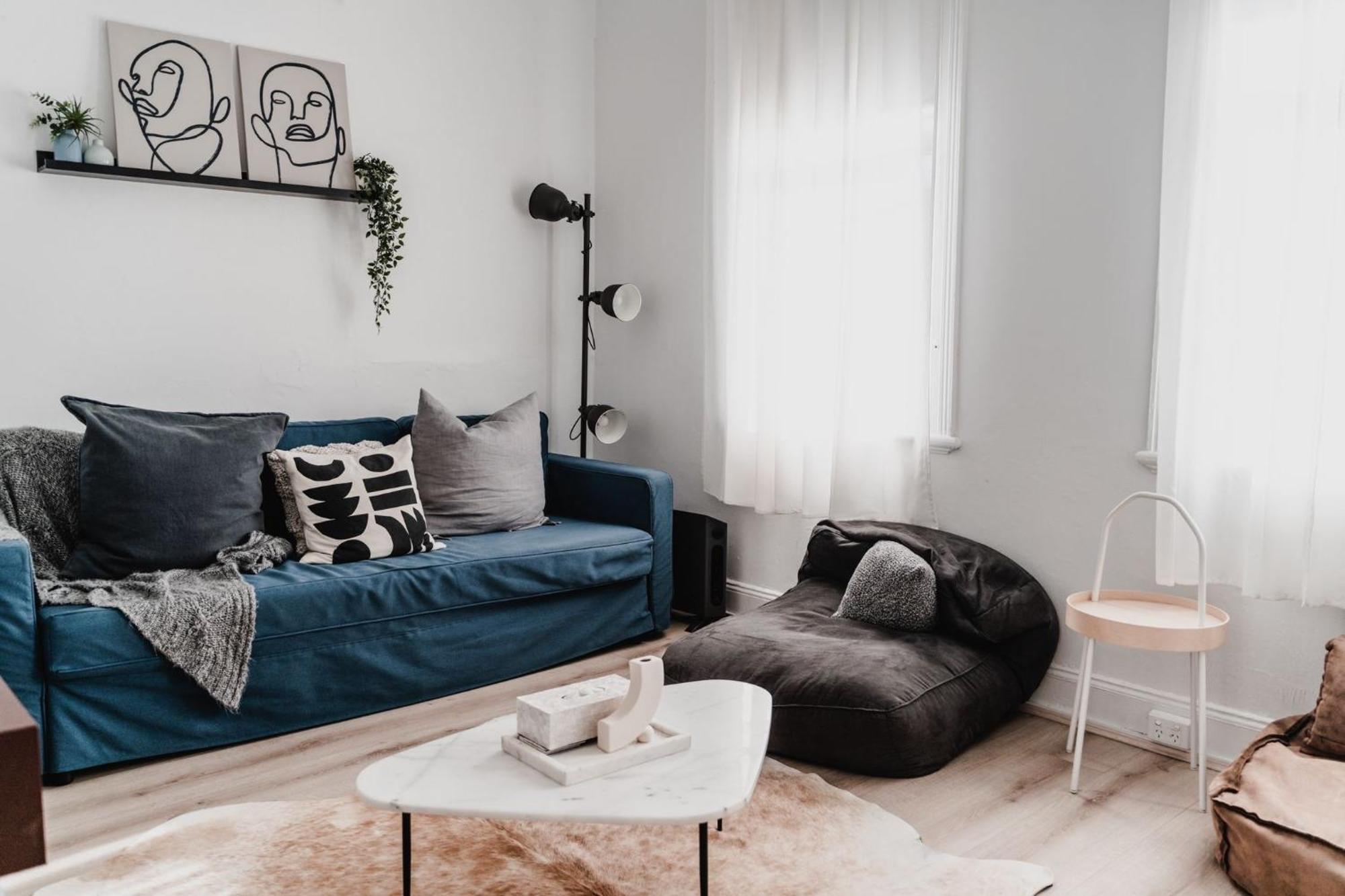 Your On Smith St Collingwood With Parking Apartment Melbourne