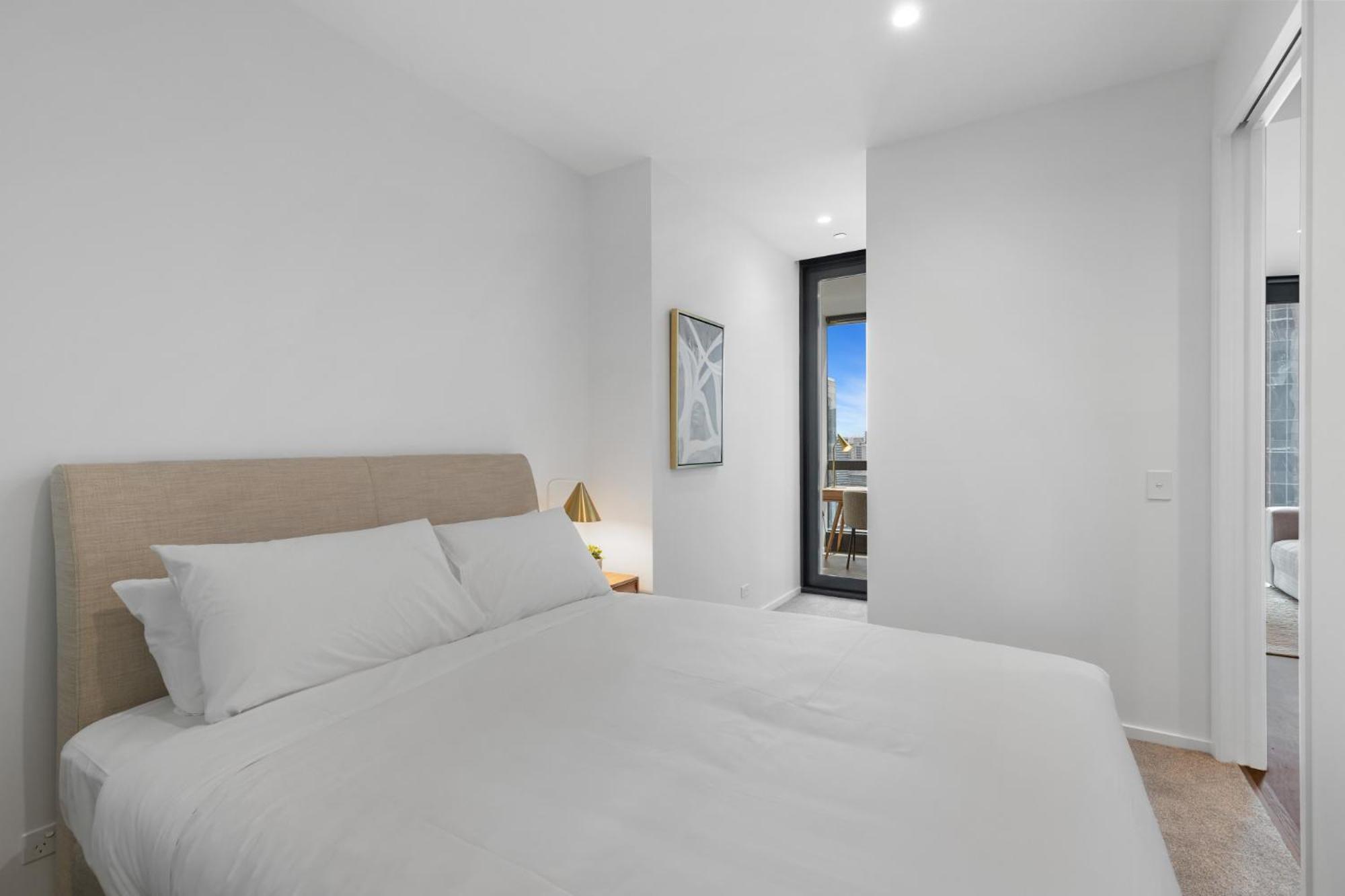 Impeccably Modern 1-bed With Incredible Views