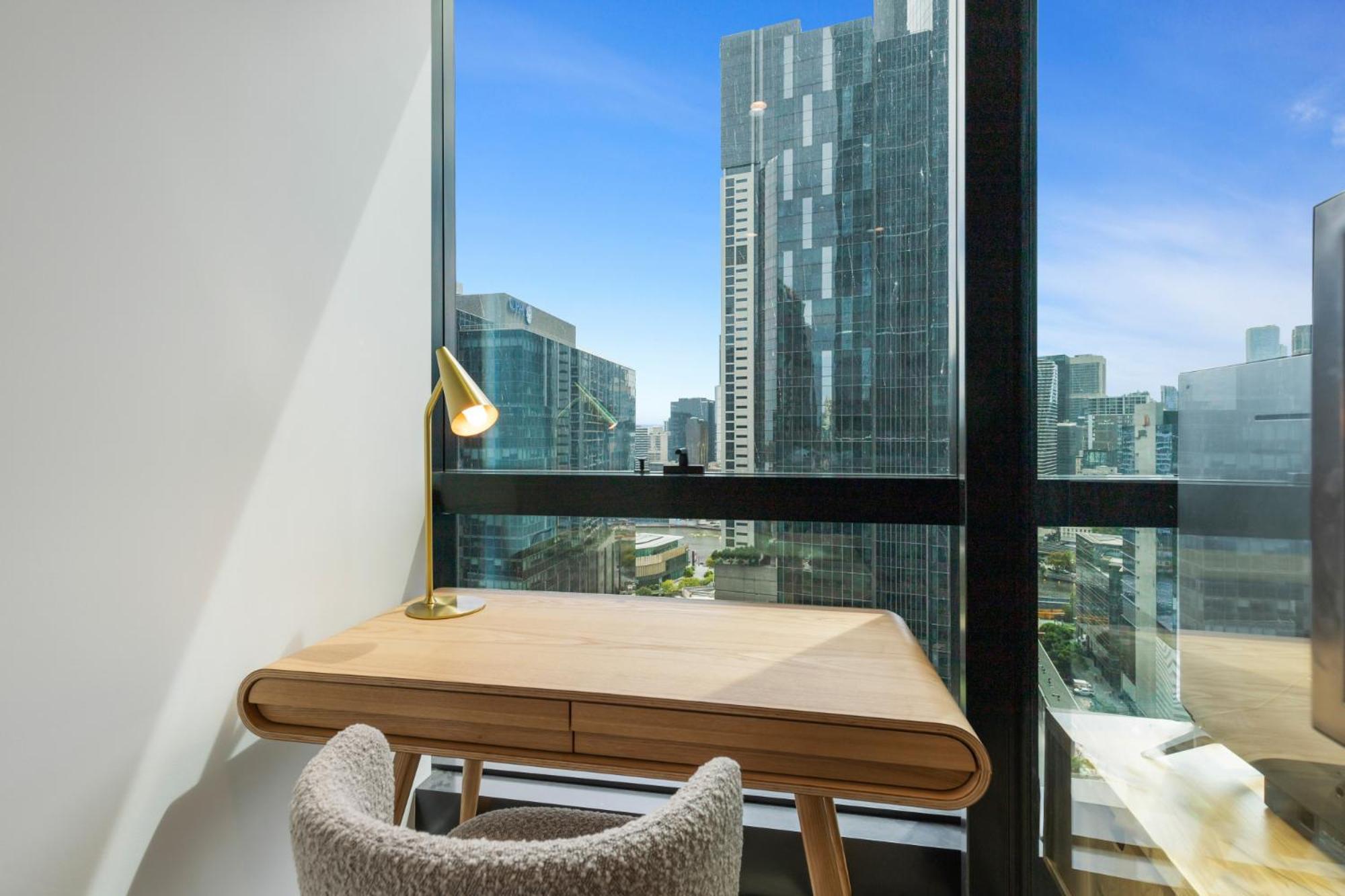 Impeccably Modern 1-bed With Incredible Views Apartment Melbourne