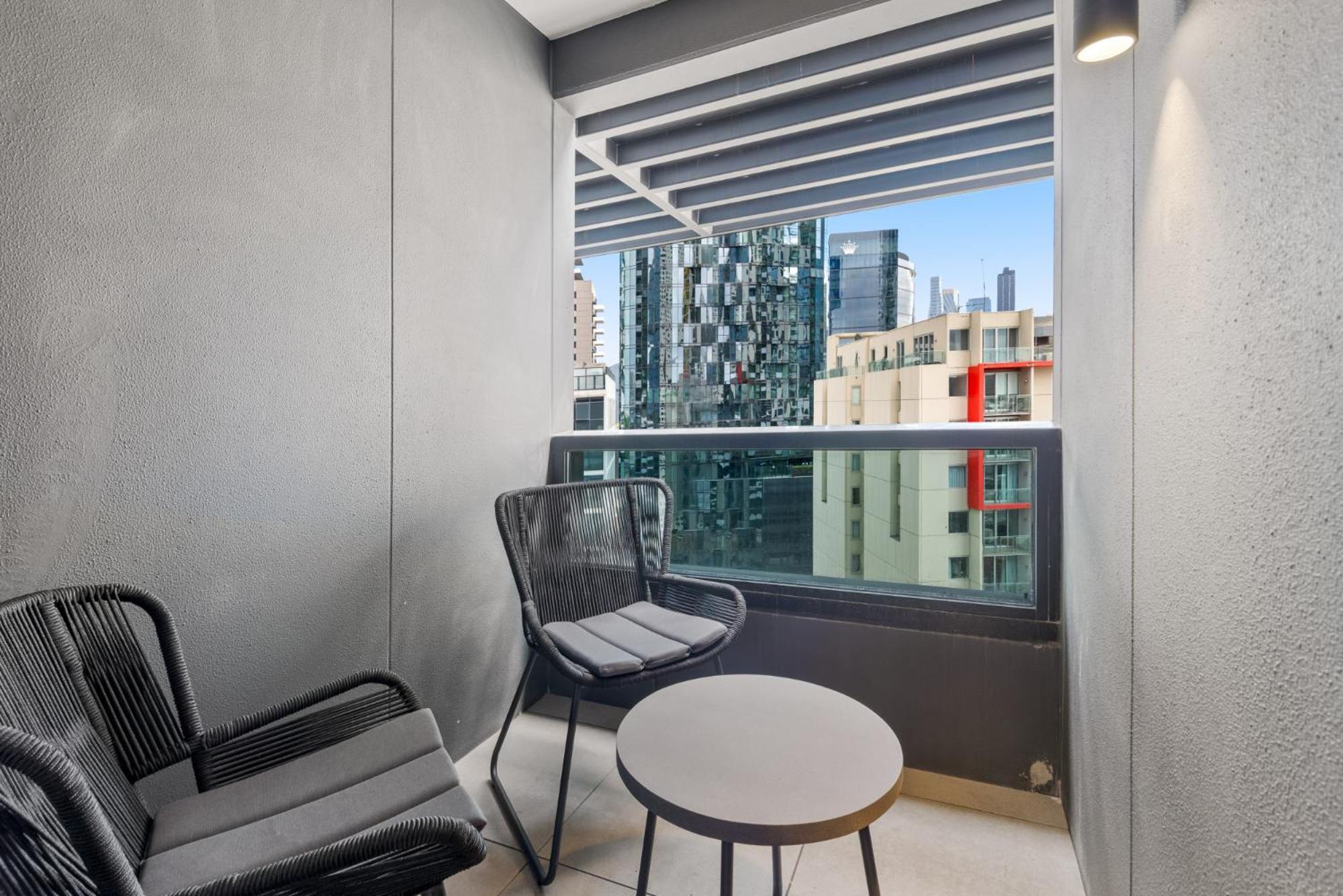 Apartment Spectacular 2-bed With Amenities & Sky-high Views