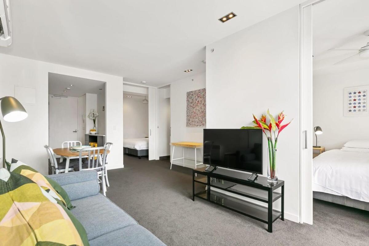 East Melb 2bed Parking Pet Friendly