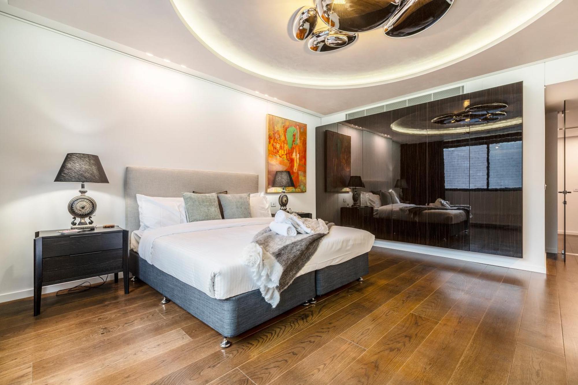 Carlton Luxury Kings Mansion - 5min To Cbd, Garage And Rooftop *
