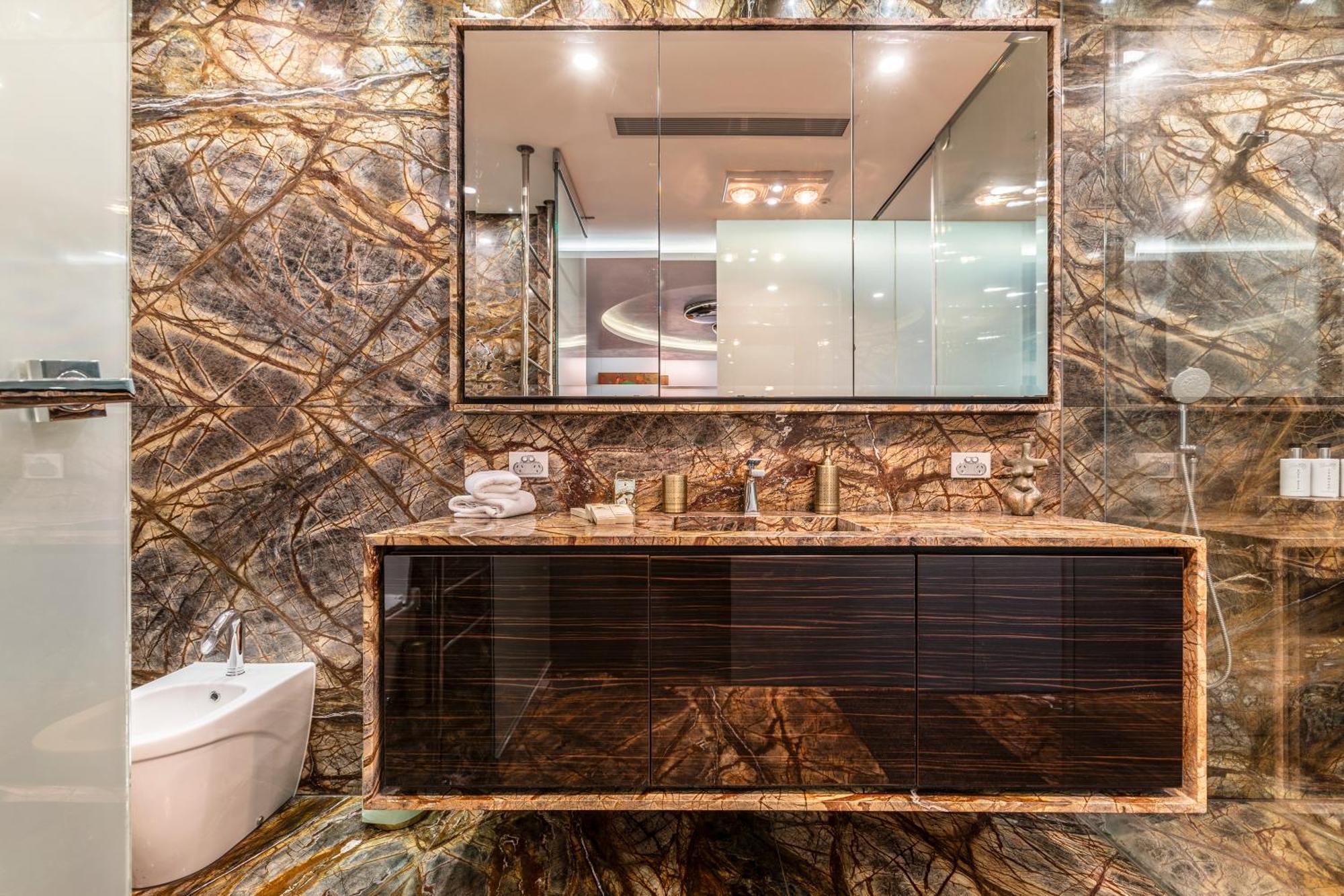 Holiday home Carlton Luxury Kings Mansion - 5min To Cbd, Garage And Rooftop Melbourne