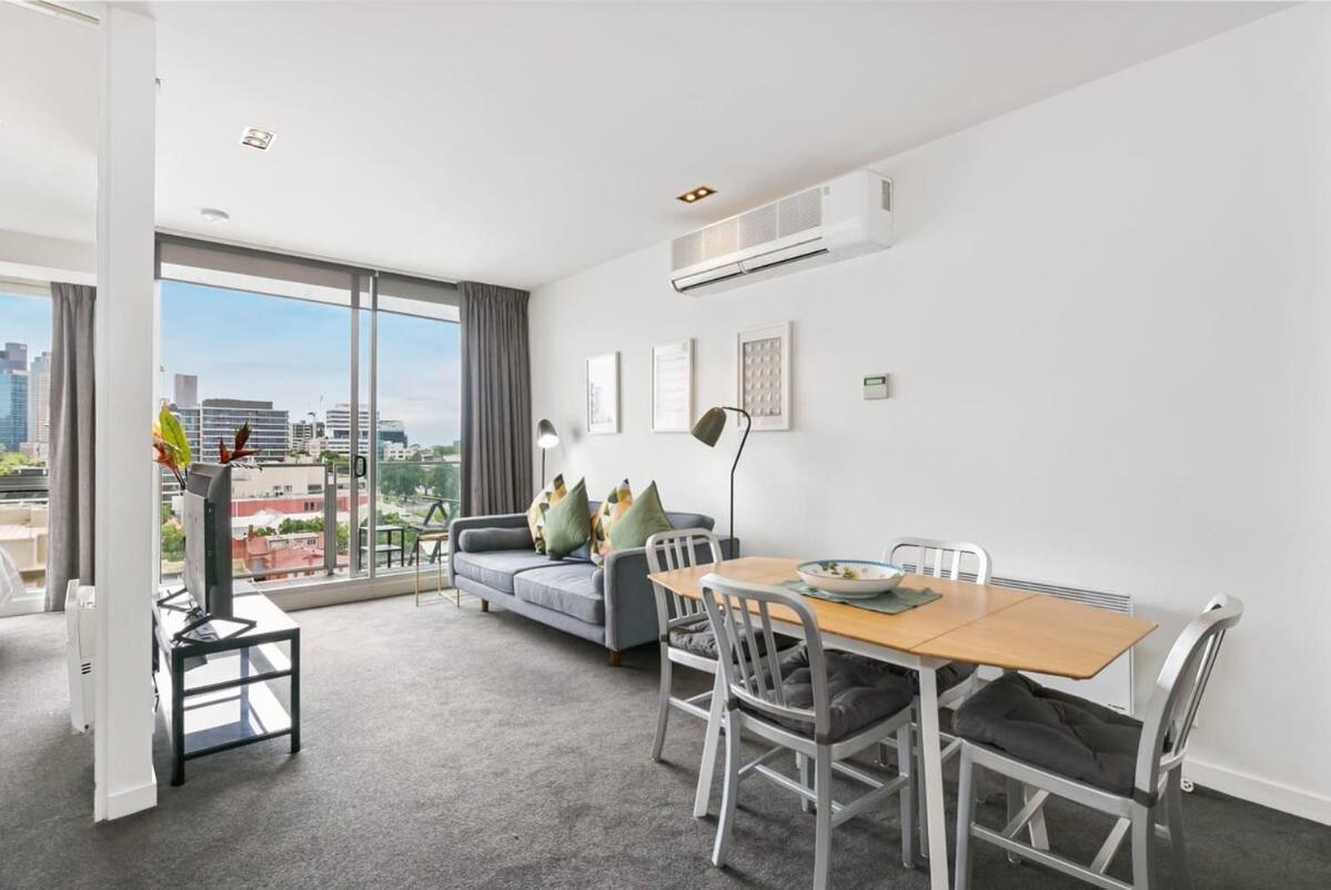 Apartment East Melb 2bed Parking Pet Friendly *