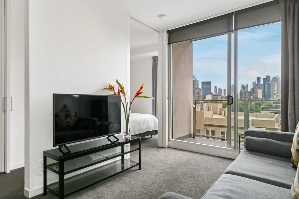 East Melb 2bed Parking Pet Friendly *