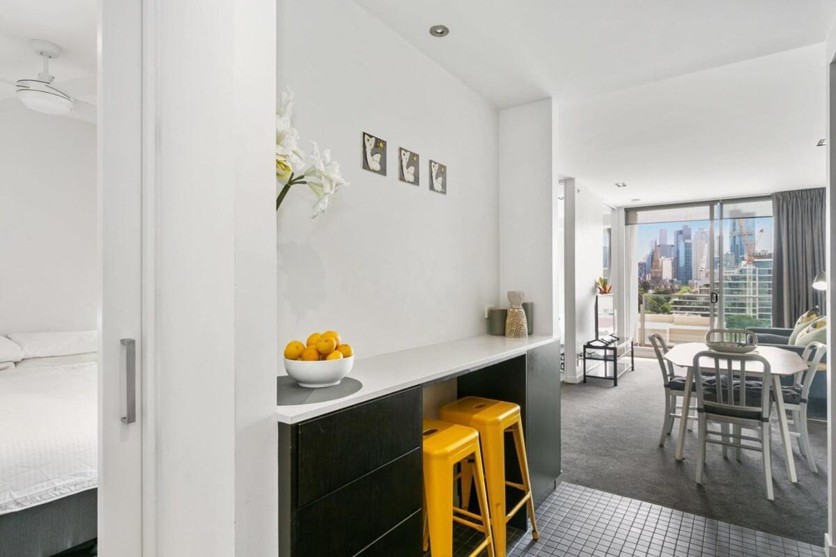 East Melb 2bed Parking Pet Friendly Melbourne