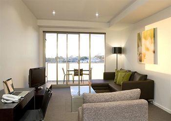 Caroline Serviced Brighton 4* Melbourne