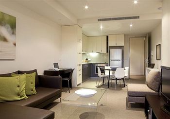 Aparthotel Caroline Serviced Brighton