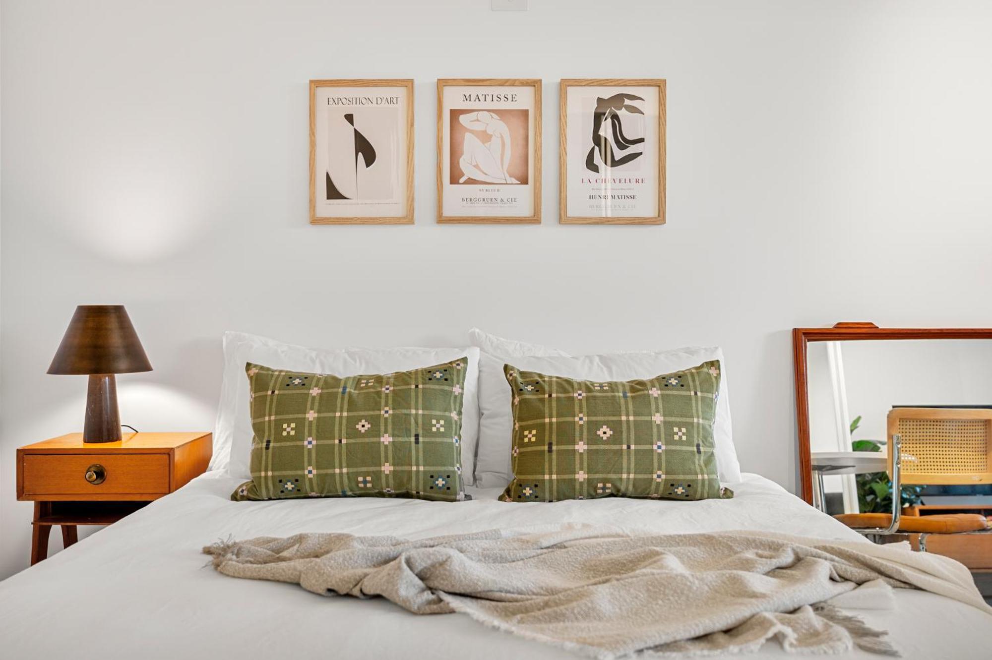 Mid-century Modern Hideaway Apartment Melbourne