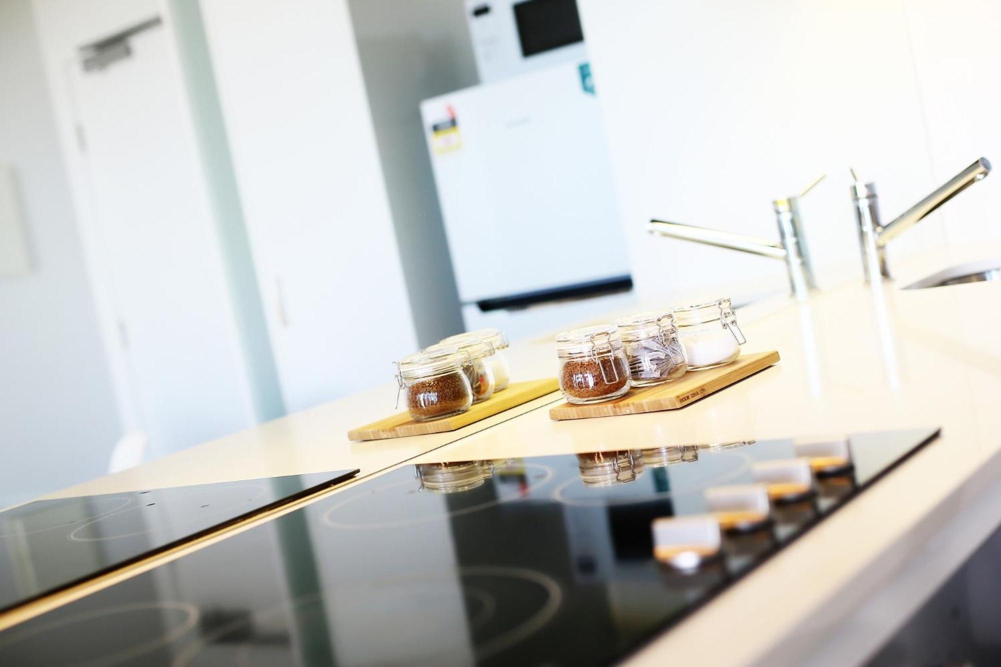 Apartment Stylish Cbd With Stunning Harbour Views Melbourne