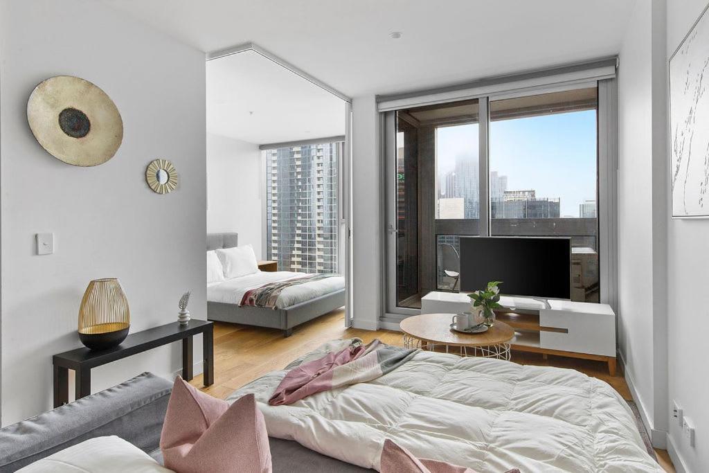 A Chic & Lovely 2br Apt Cbd With City Views *