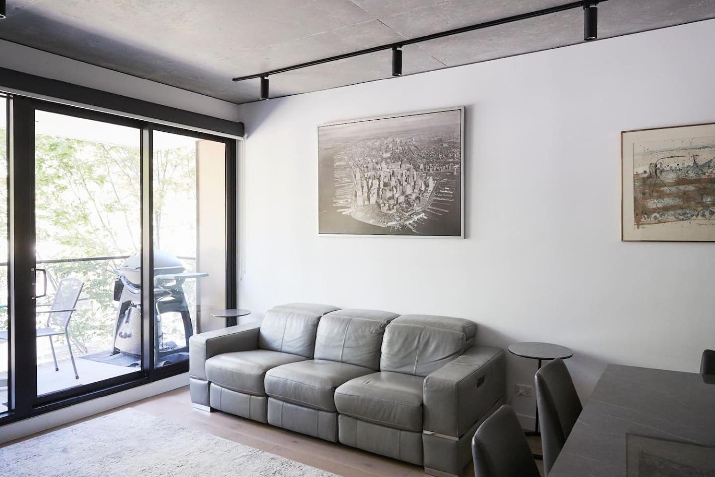 'modern Minimalism' Slate Chic In The Apartment Melbourne