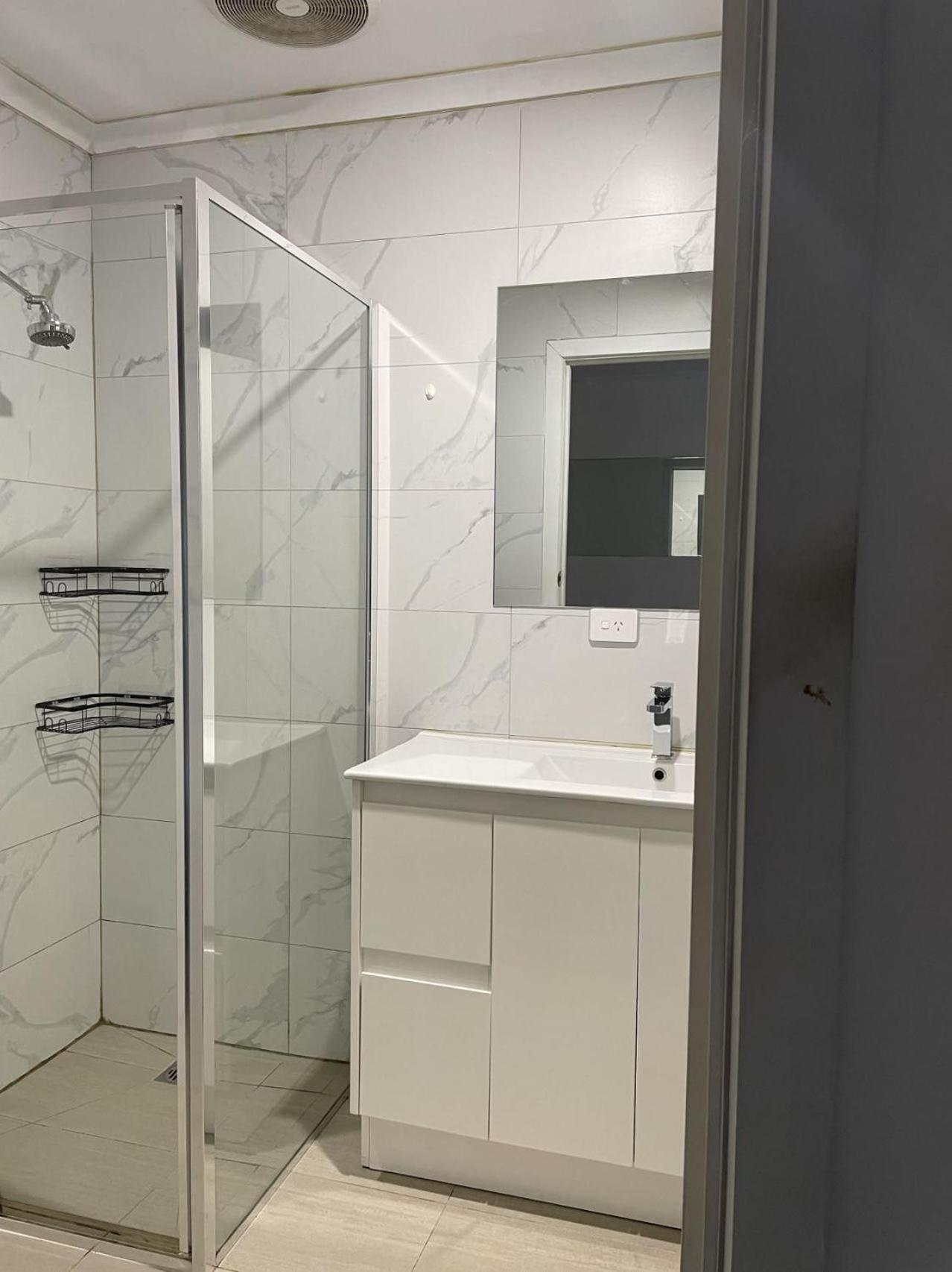 B Convenient And Livable Place For Daily Life * Melbourne
