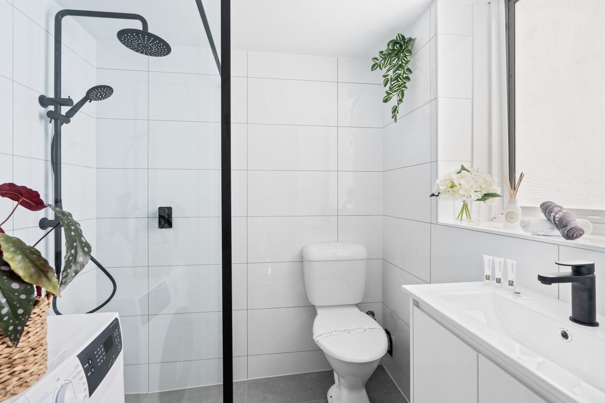 Cul-de-sac Charm Apartment