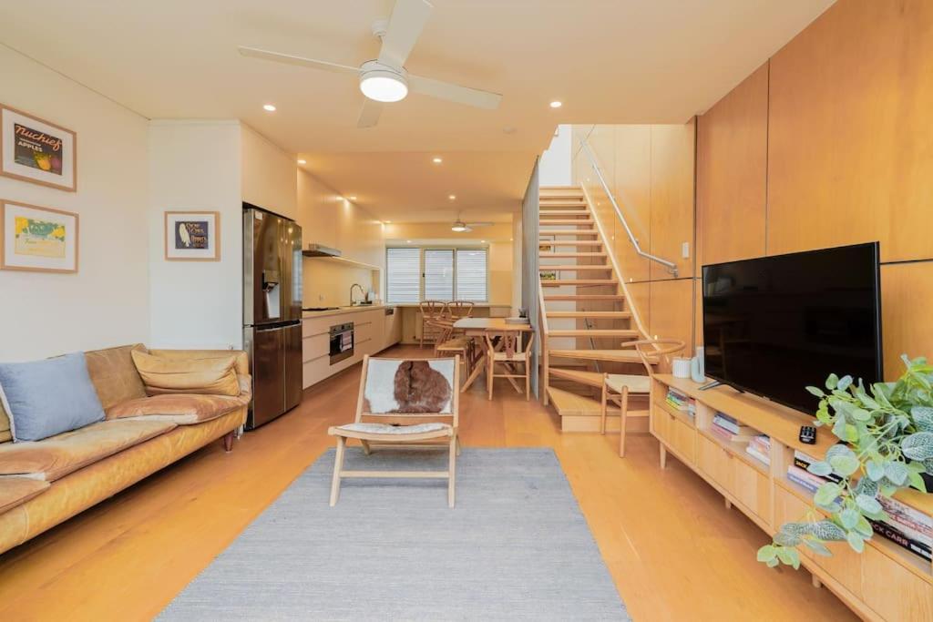 Victorian City-fringe 3lvl @carlton Lifestyle Holiday home *
