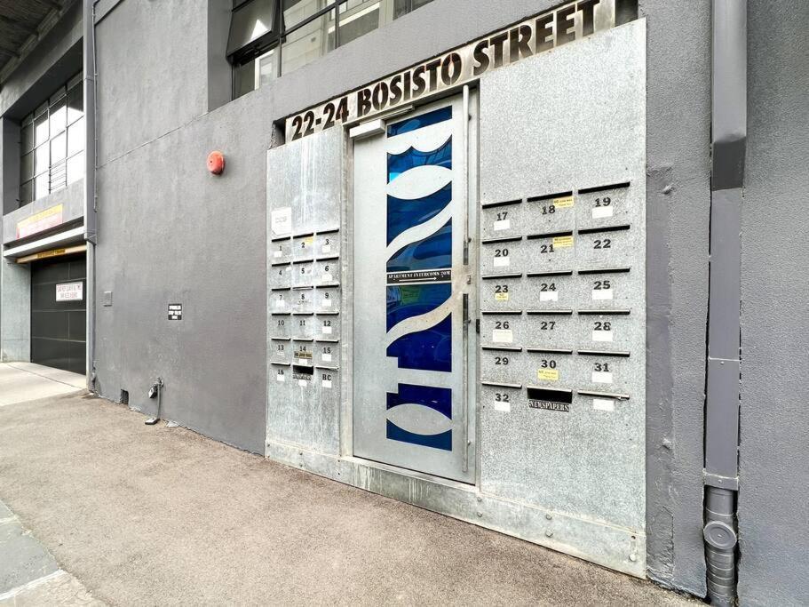 Apartment Warehouse Conversion Set 100 Metres From Bridge Rd *