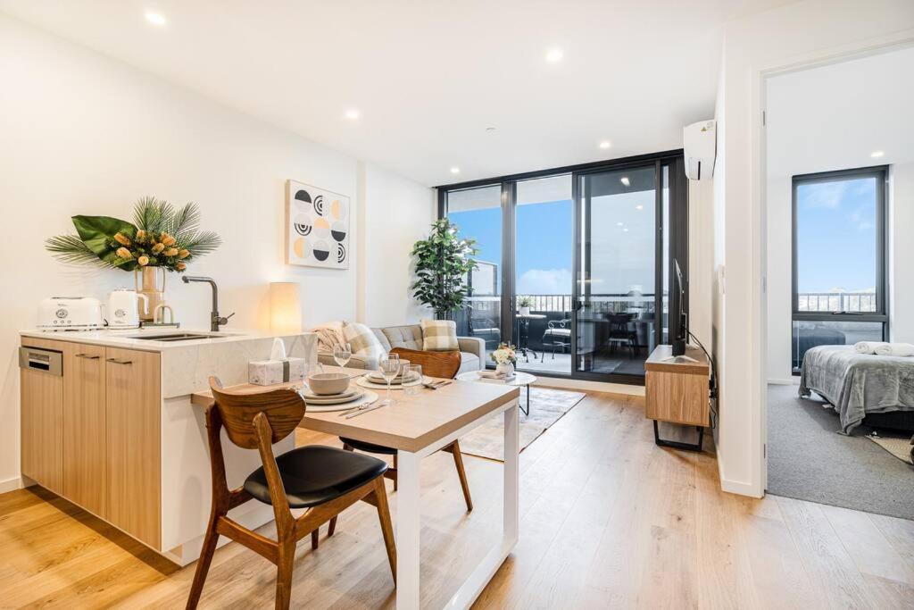 Airy 1br Ivanhoe With Balcony & Free Parking#sp05 *