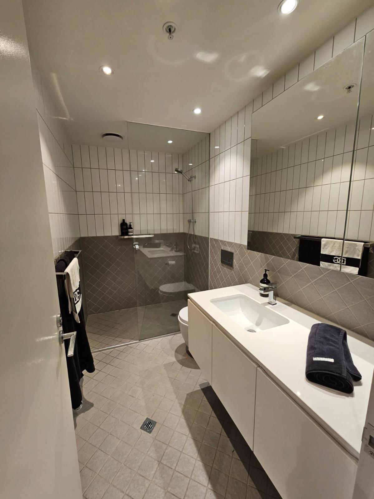 Apartment Metro Retreat On Burnley