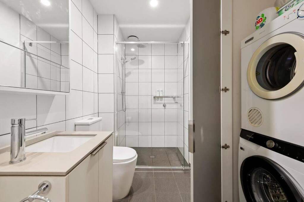 Brunswick 1-bedroom Gem By Short & Long Apartment