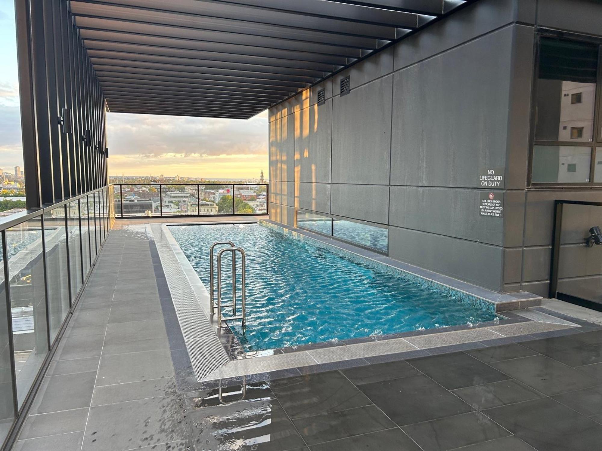 Apartment New Chic Stature Southbank 2 Bd Melbourne
