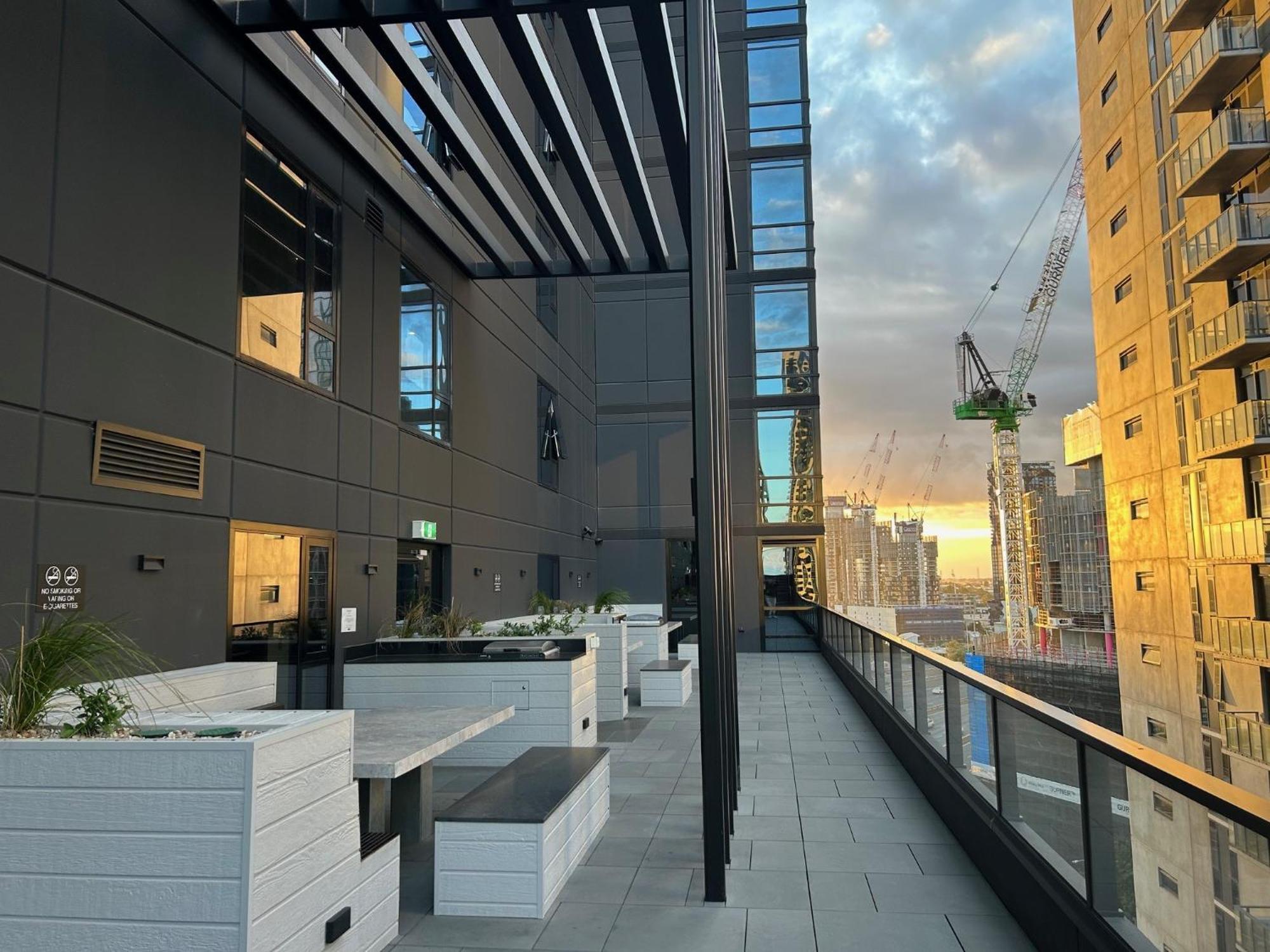 Apartment New Chic Stature Southbank 2 Bd *