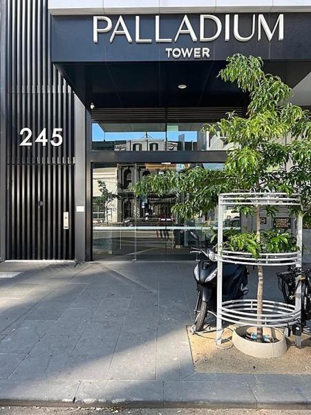 Chic Urban Escape Pool, Gym And Charm * Melbourne
