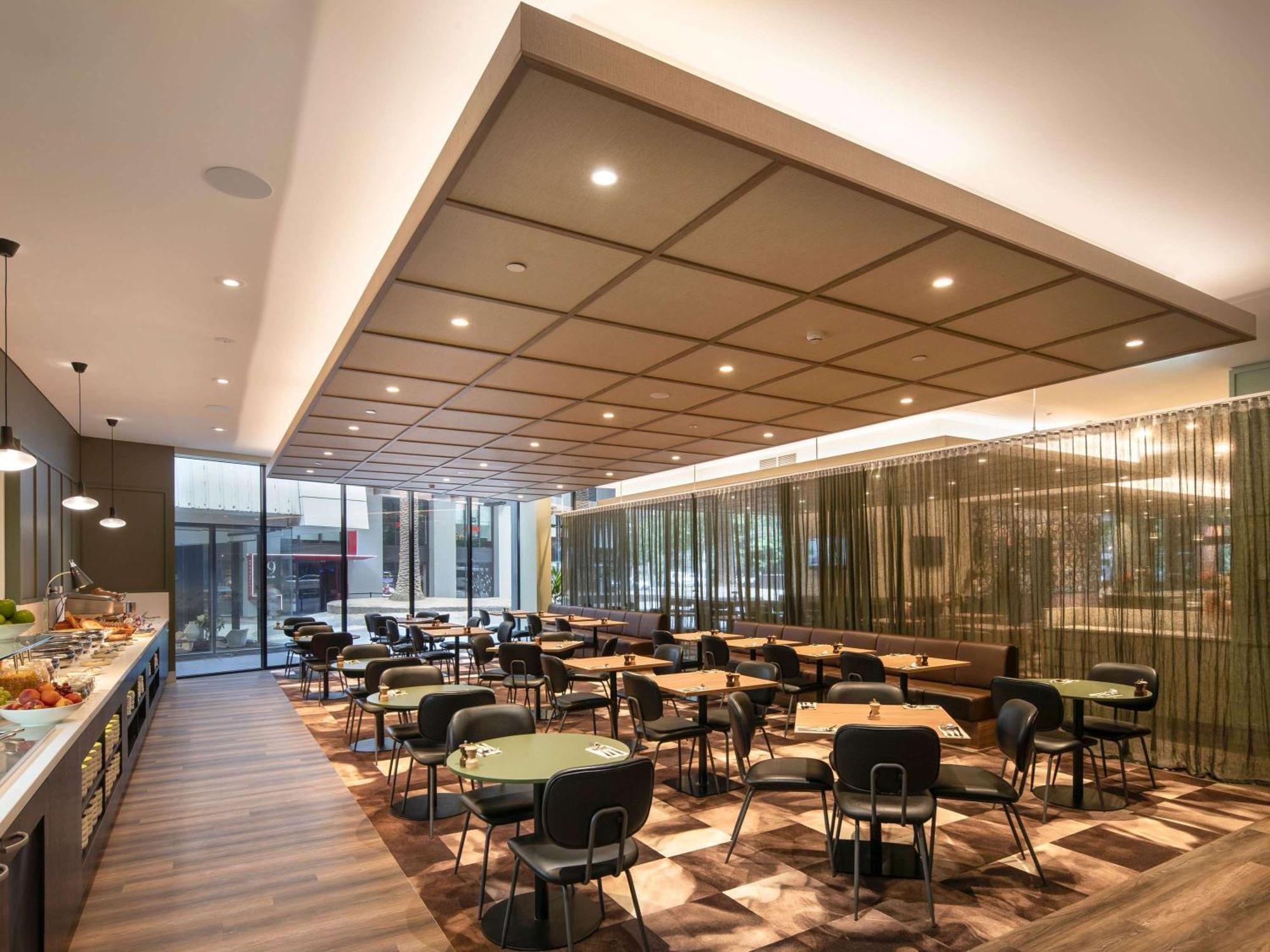 Hotel Mercure Southbank 4*