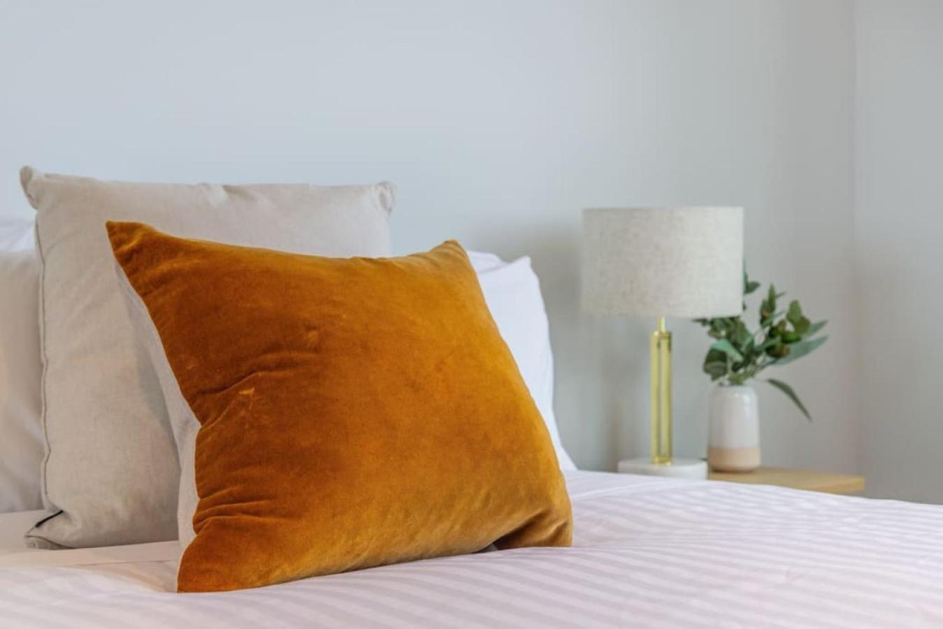 New Chic Stature Southbank 2 Bd * Melbourne