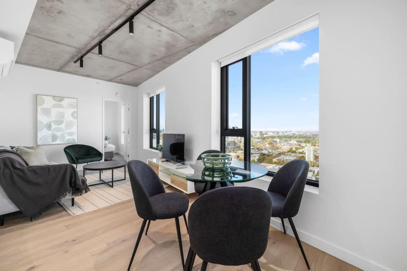 New Chic Stature Southbank 2 Bd Apartment *