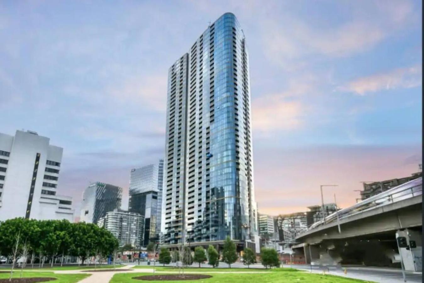 Holiday home 42d Stylish Abnb 2br Near Yarra River Crown *