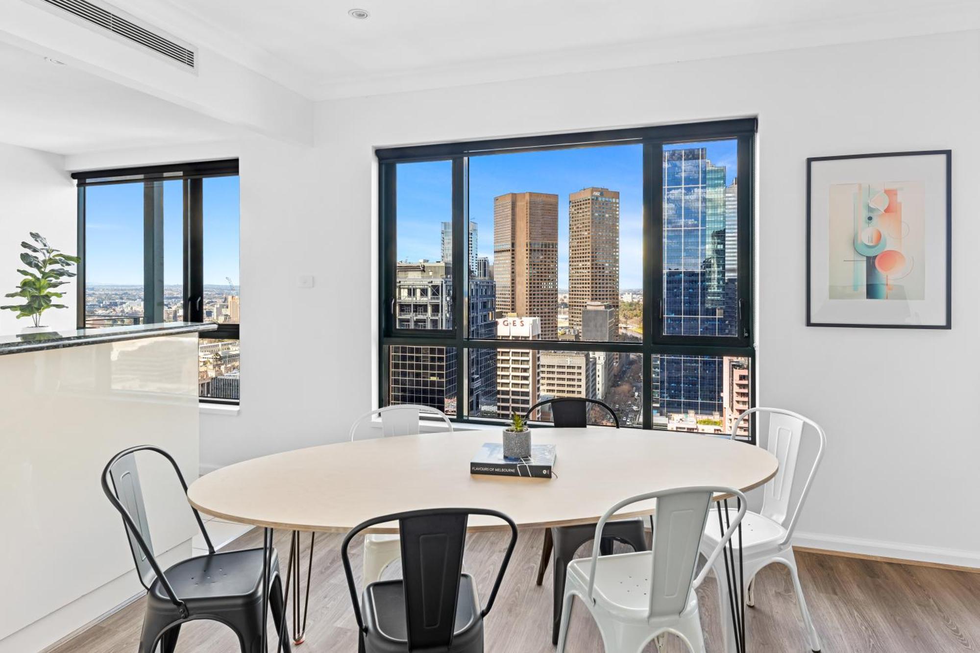 Regency Towers * Melbourne