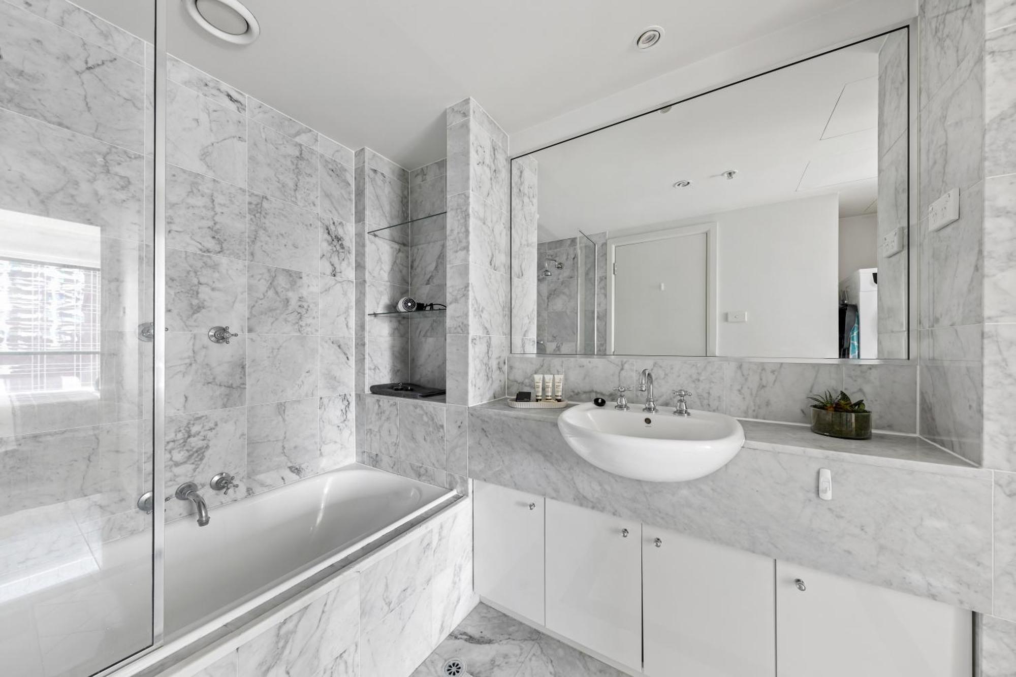 Apartment Regency Towers Melbourne