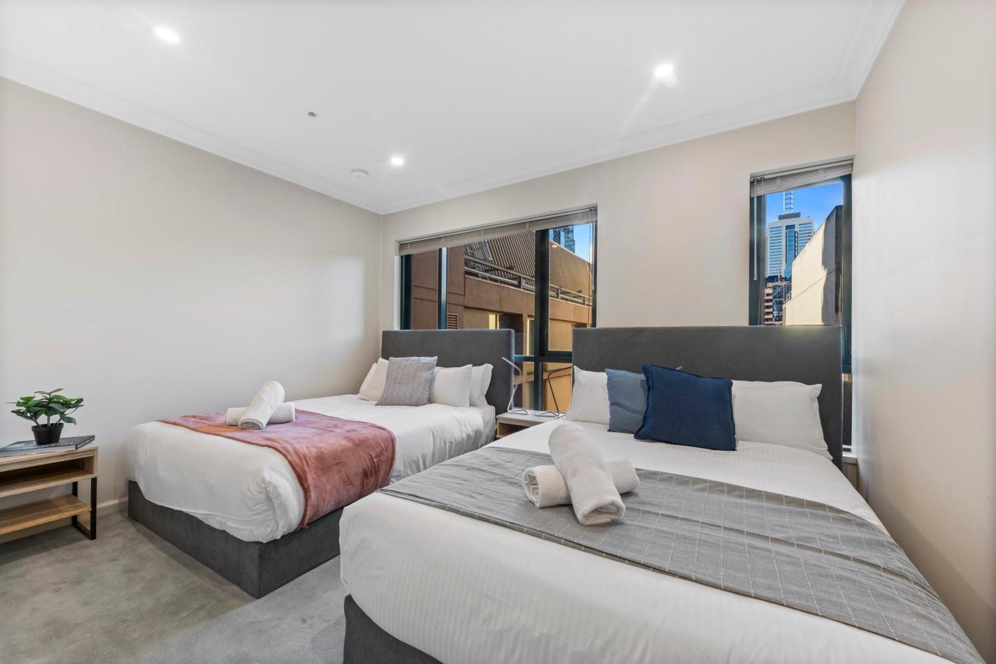 Regency Towers * Melbourne