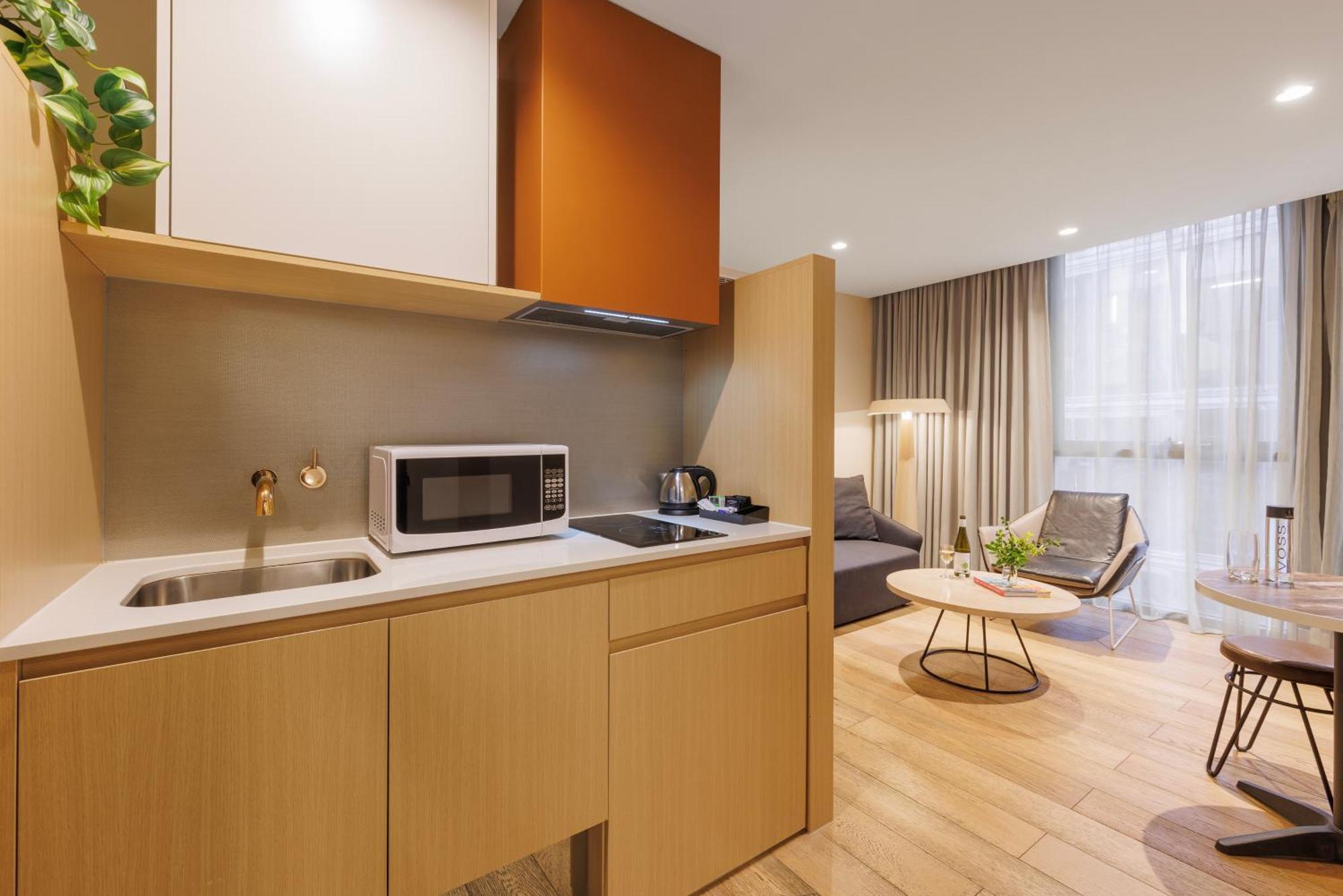 Brady 4* Melbourne