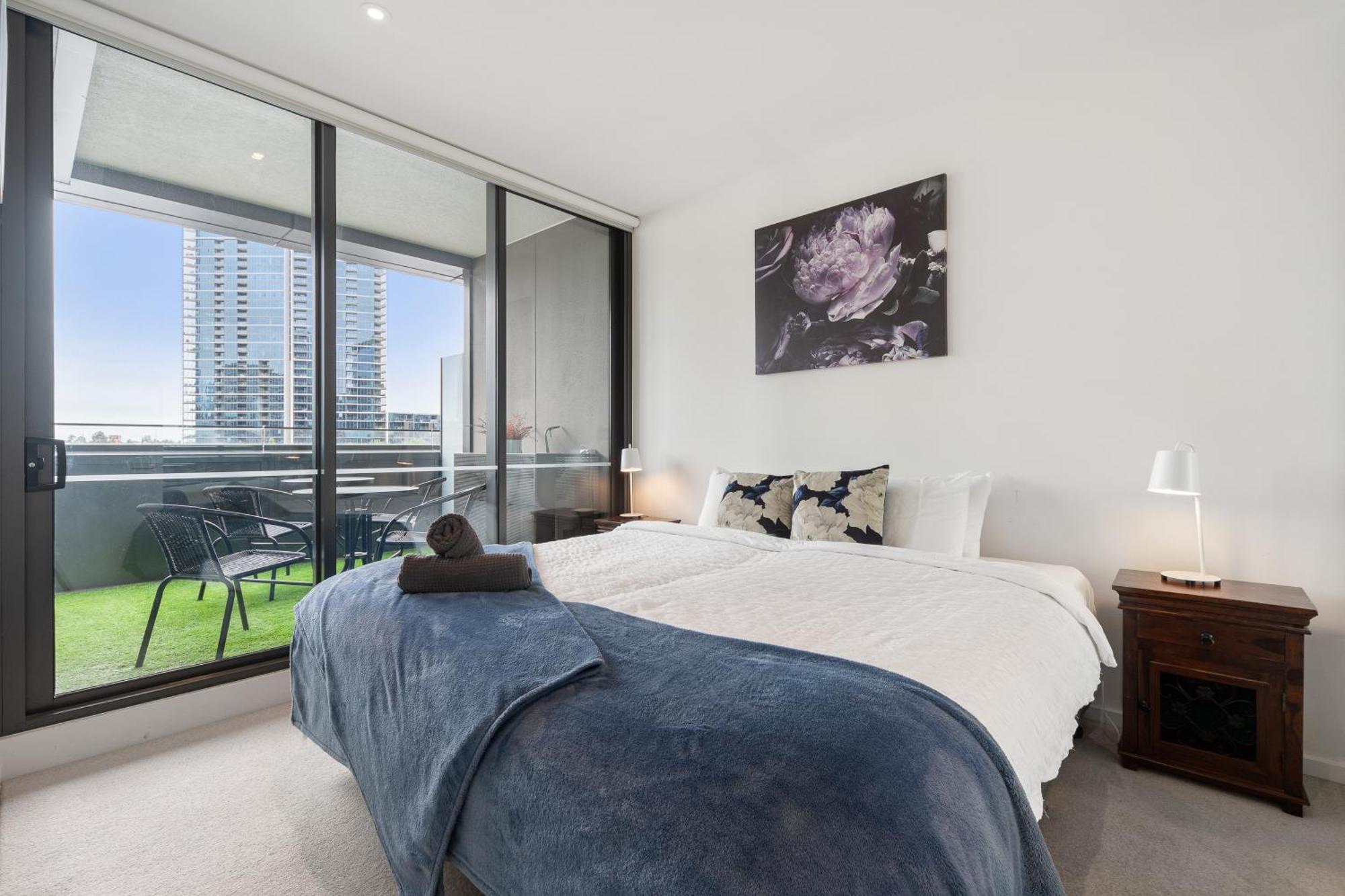 Apartment Docklands Riverside Views