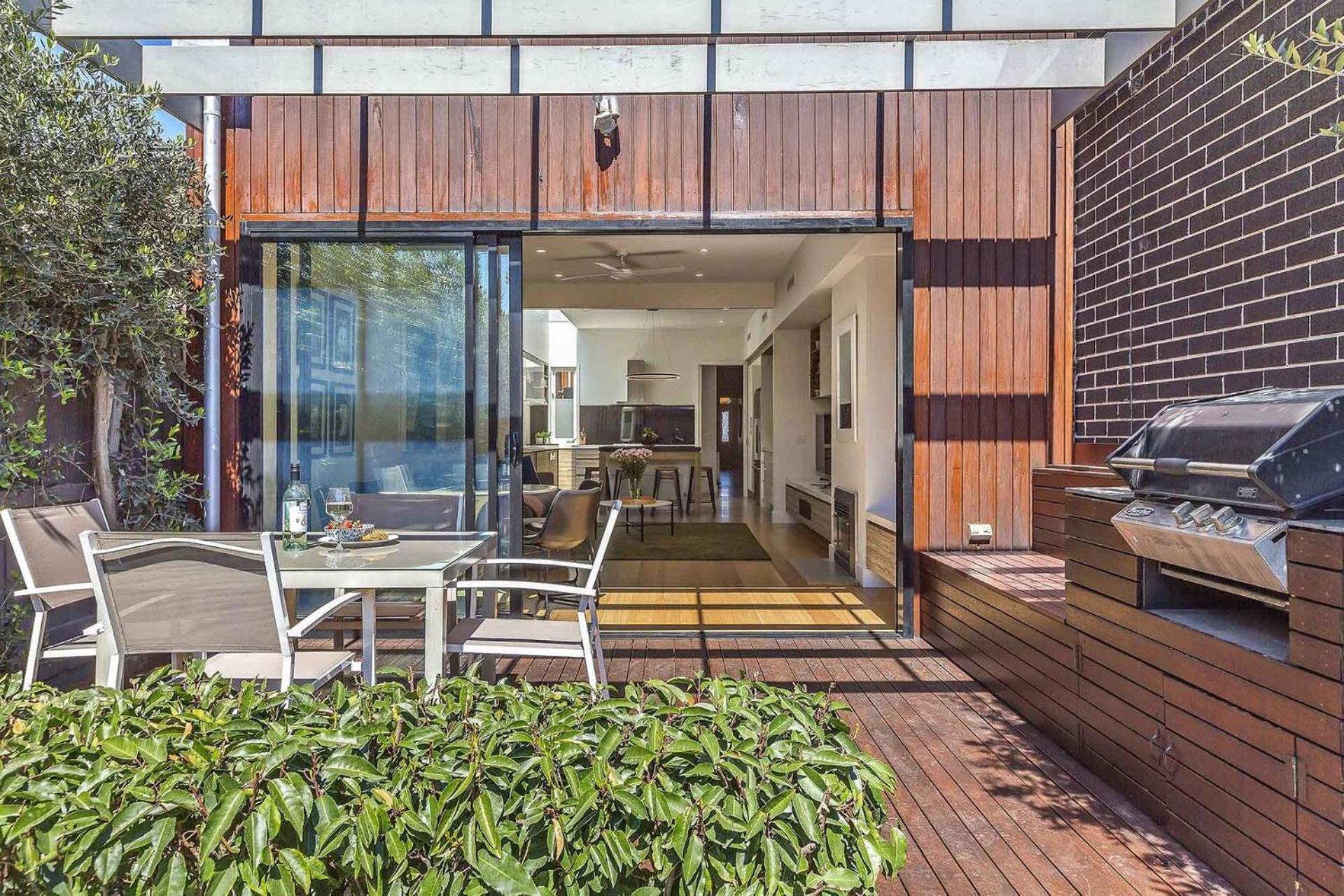 Boutique Stays - Victorian Vogue Holiday home Melbourne