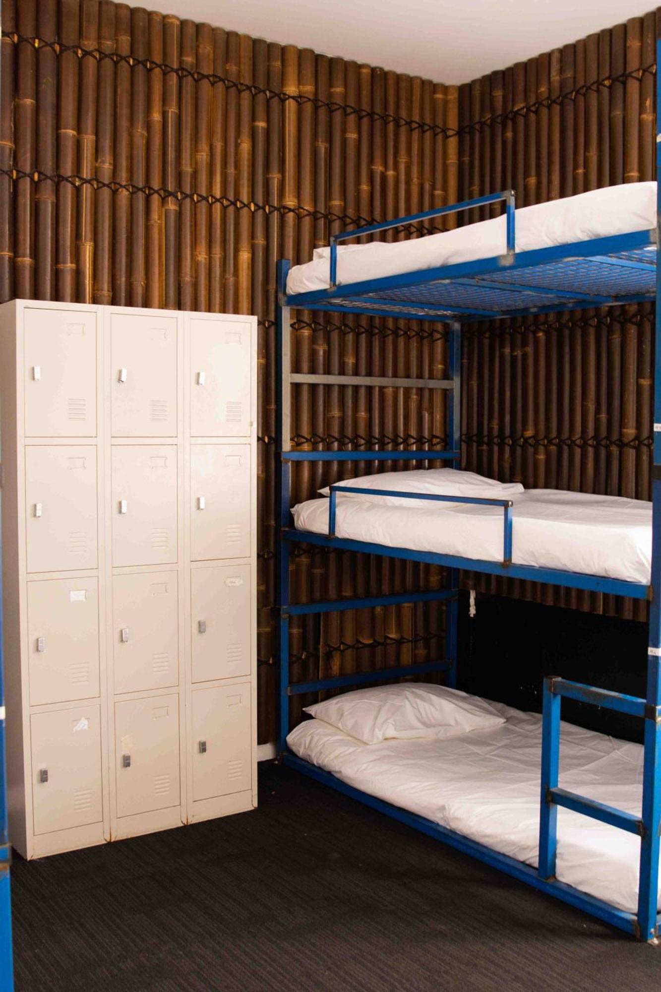Hostel Bayside House