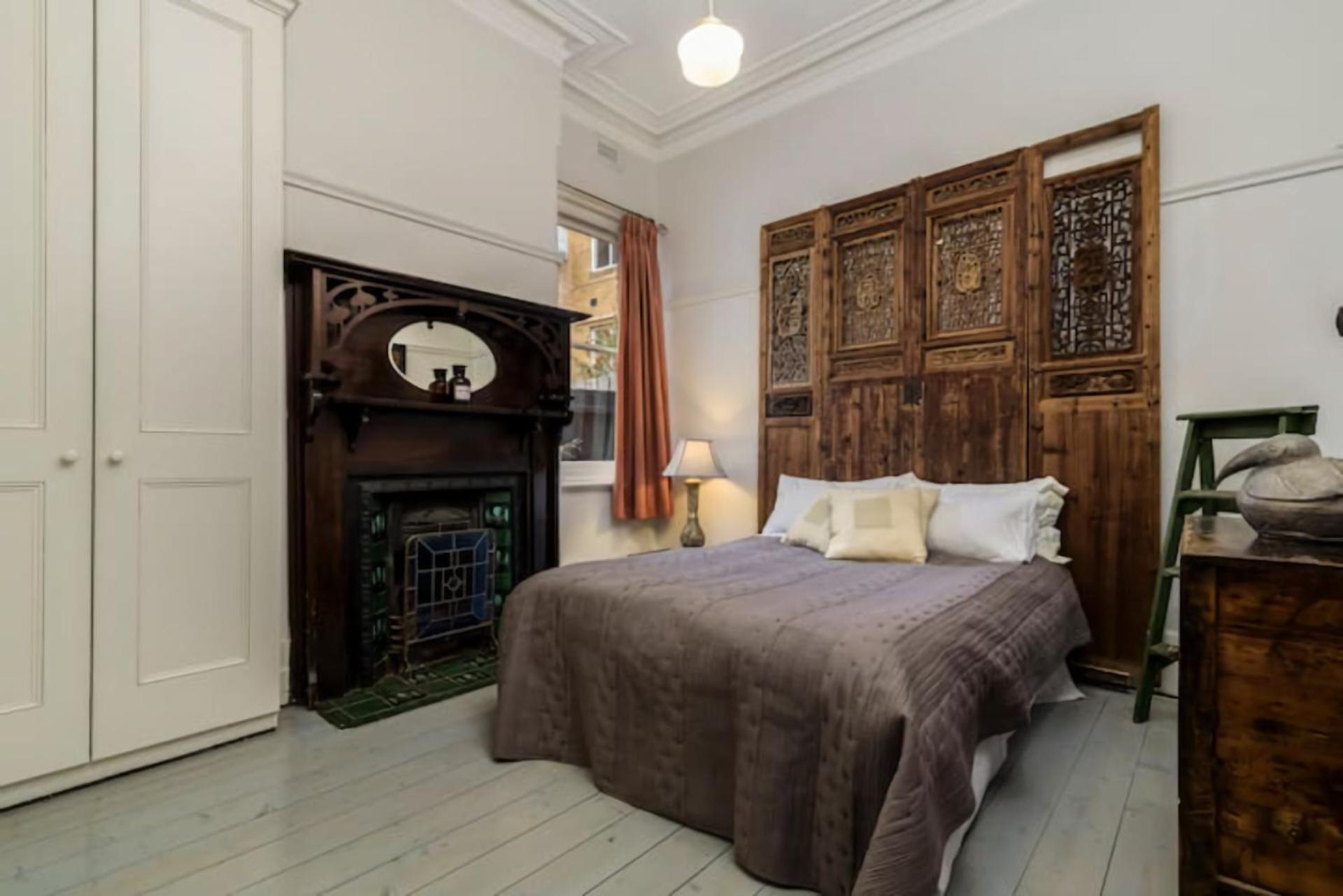 Elwood Eclectic Gem Walk To St Kilda *