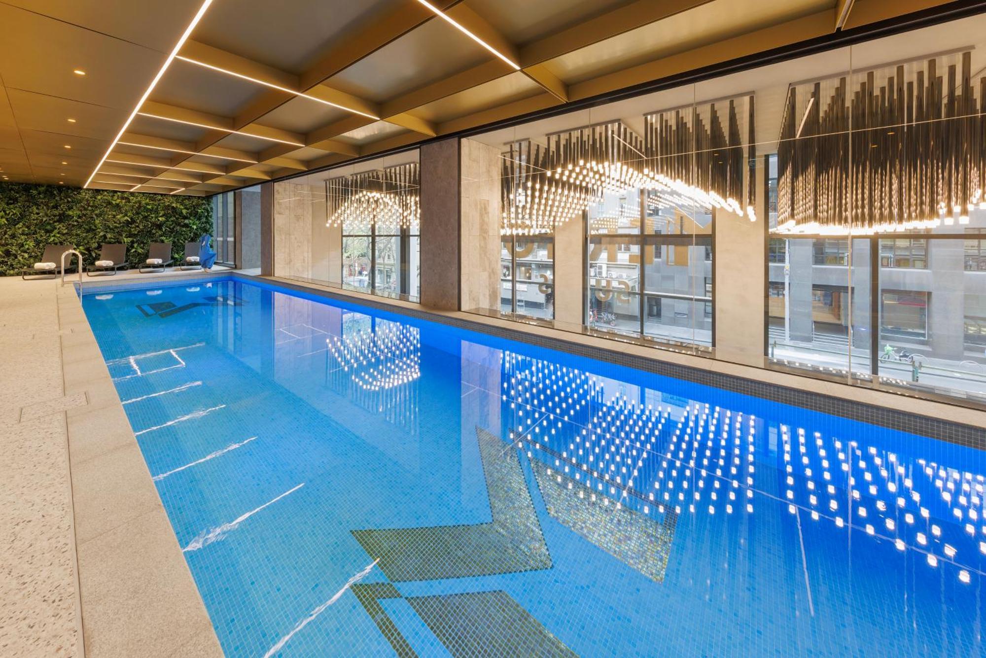 Hotel Meriton Melbourne