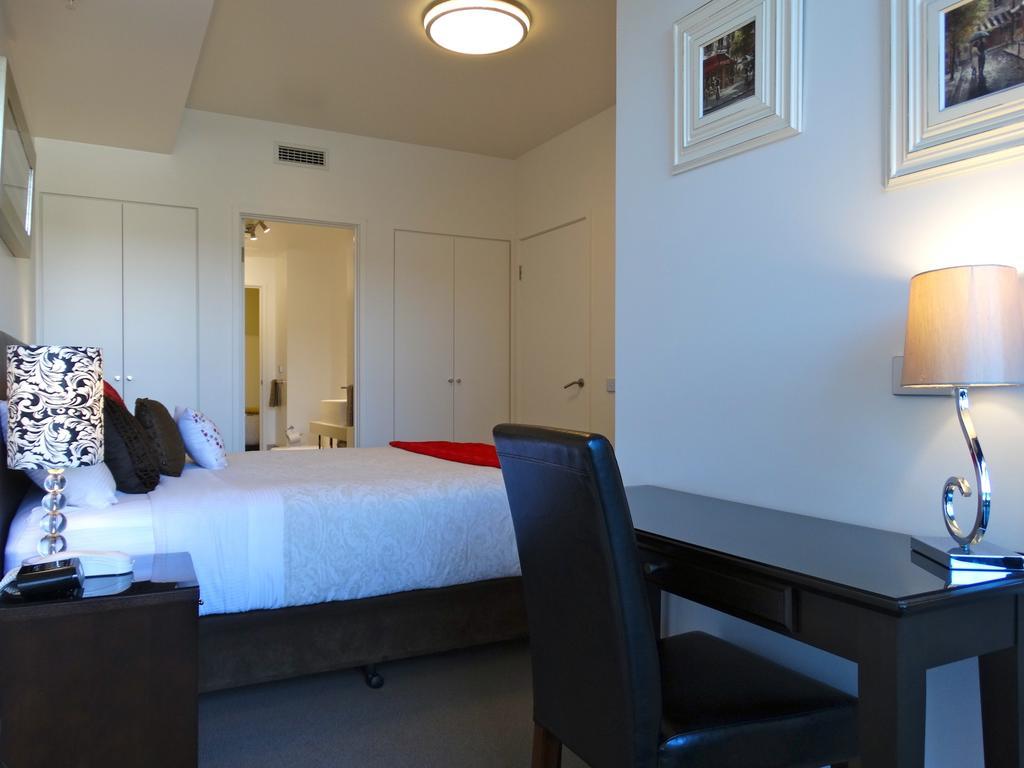 Flinders Wharf Aparthotel