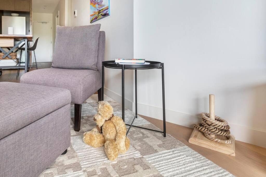 Apartment Peaceful 2 Bedroom Unit With Free Parking