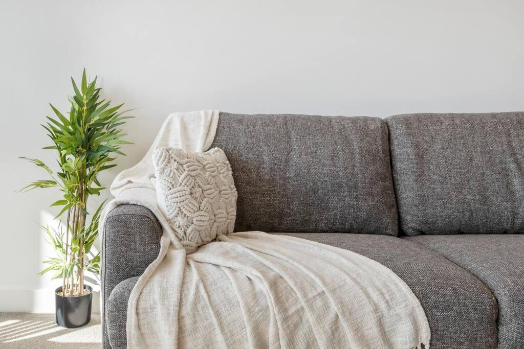 Lovely 1 Bedroom With Free Parking On Premises - 00209 Apartment Melbourne