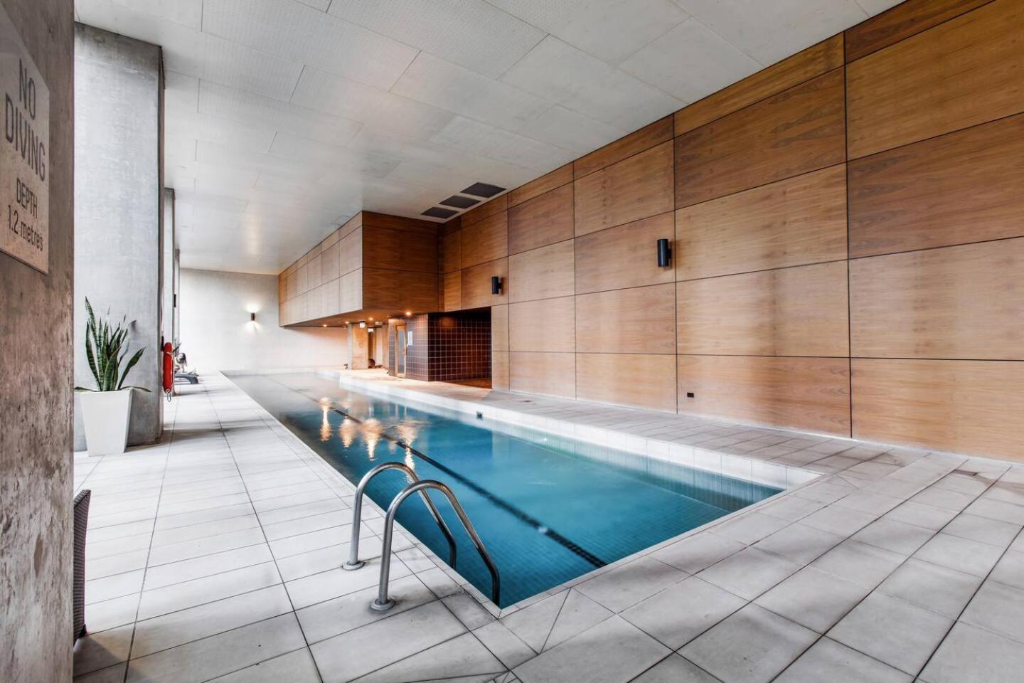 The Spencer - Cityscape Panorama With Pool
