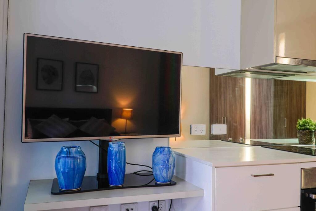 Location In The Cbd; Pool, Gym, Rockclimbing +7 Other Amenities *