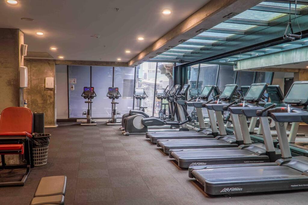 Location In The Cbd; Pool, Gym, Rockclimbing +7 Other Amenities Apartment Melbourne