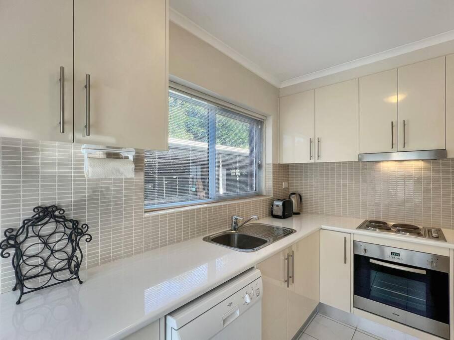 Apartment Ground Floor One Bedroom In Elsternwick