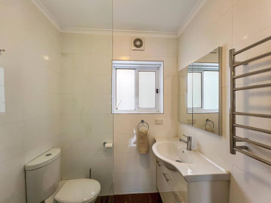 Ground Floor One Bedroom In Elsternwick