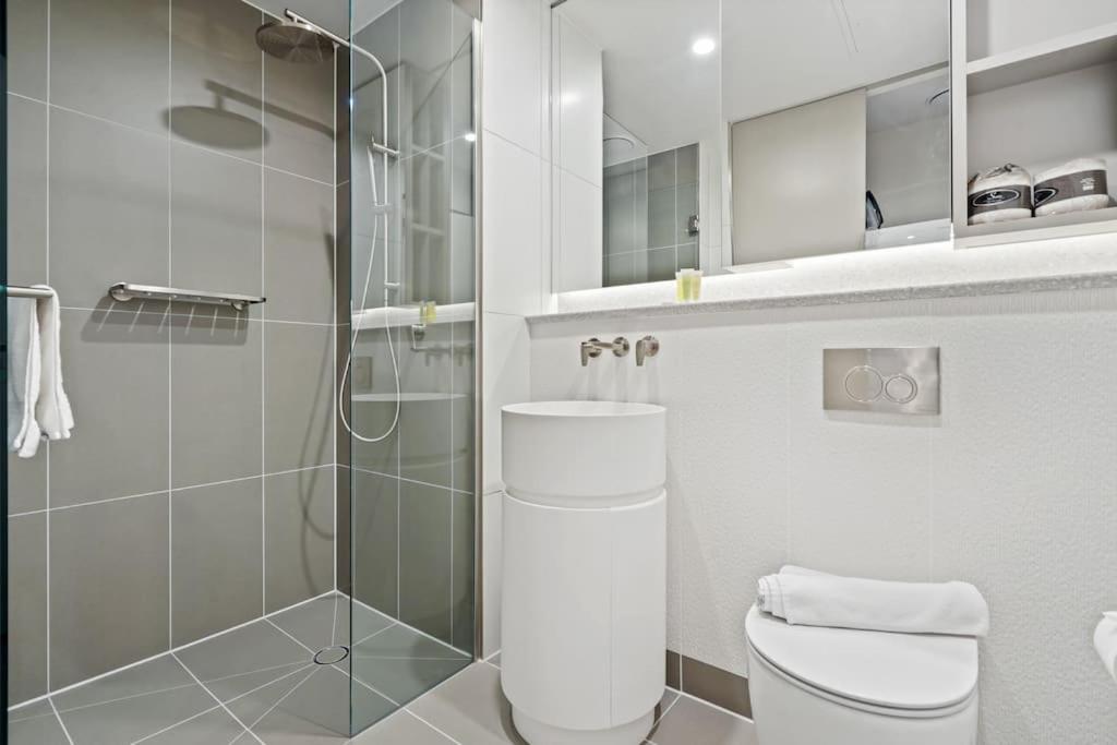 Apartment Impressive Skyline 2b2b1c In Mel *