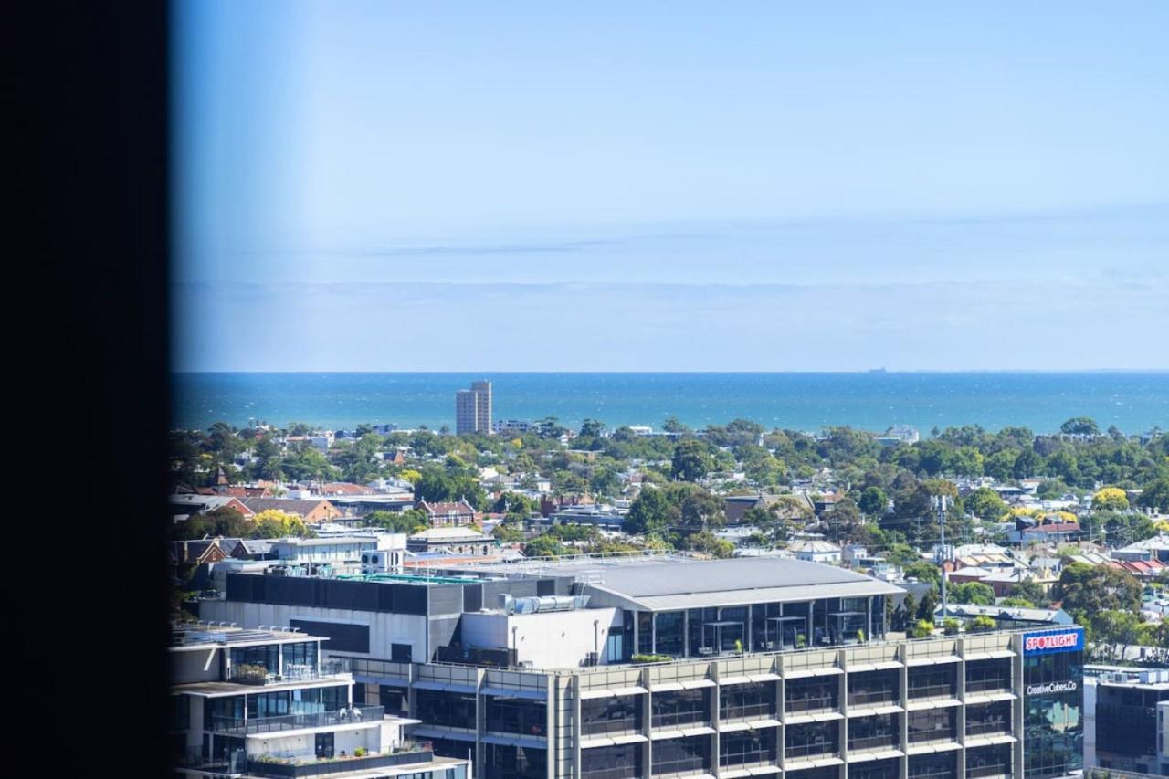 Apartment Modern Urban Oasis 2 Bed Melbourne